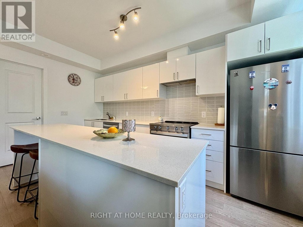 211 - 1085 Douglas Mccurdy Common, Mississauga (lakeview)