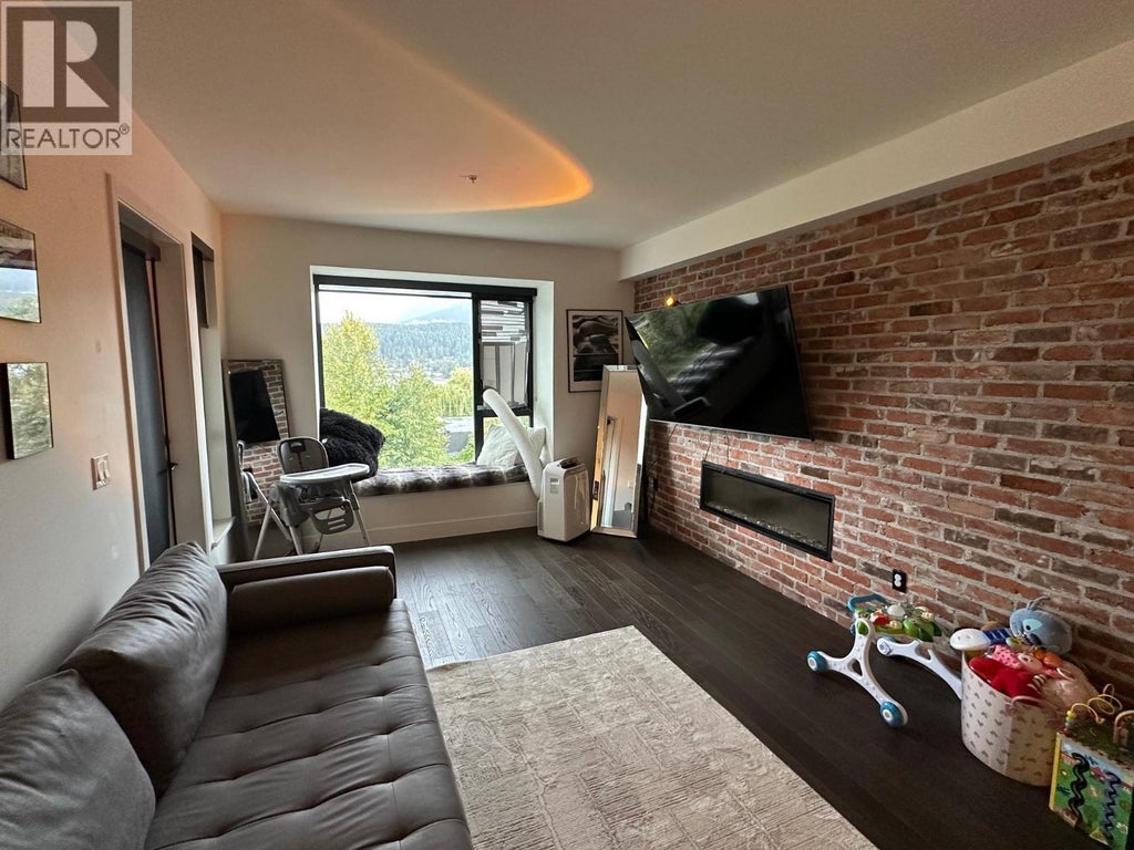 406 83 Moody Street, Port Moody