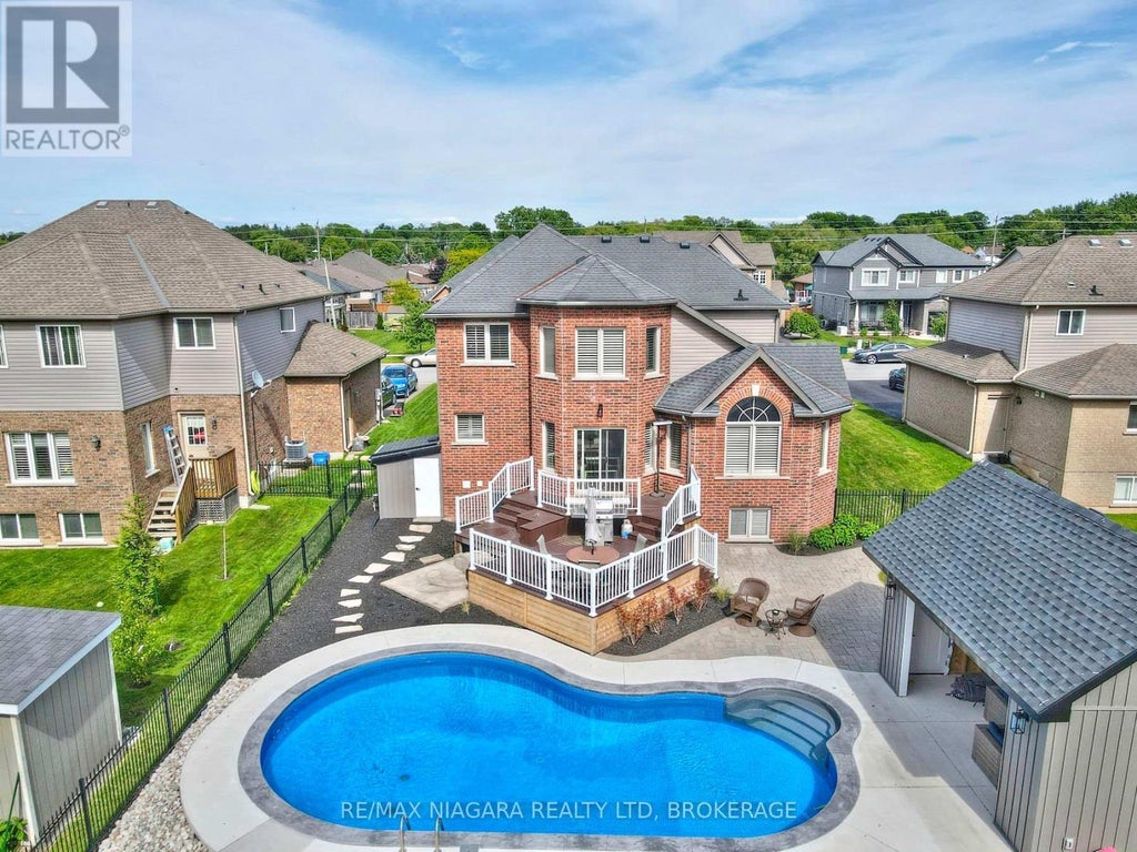 507 Carrie Avenue, Fort Erie (point Abino)