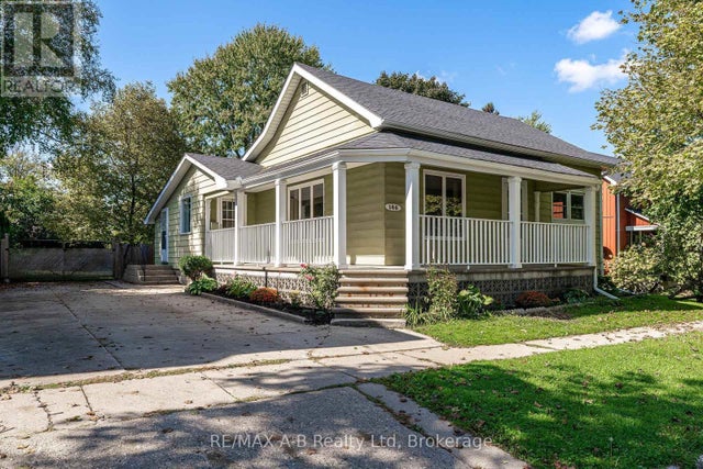 146 Church Street N, St. Marys