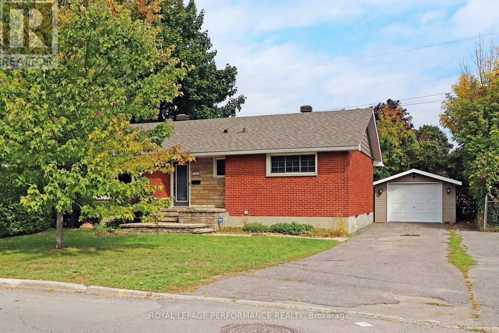 1347 Highgate Road, Ottawa