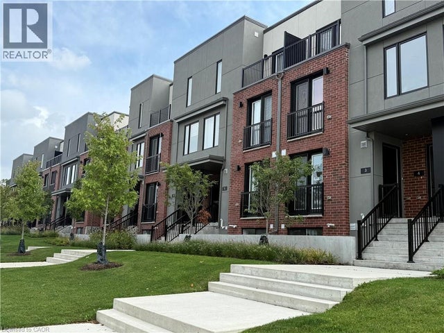 99 Roger Street Unit# 8, Waterloo