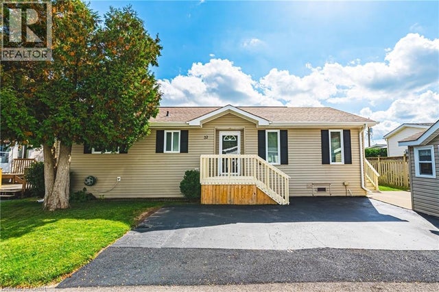 32 Water Street Pvt, Puslinch