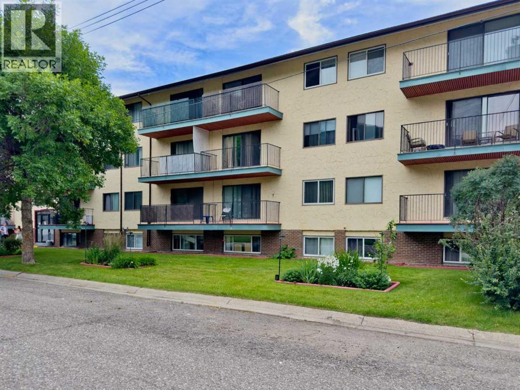 202, 13102 22 Avenue, Blairmore