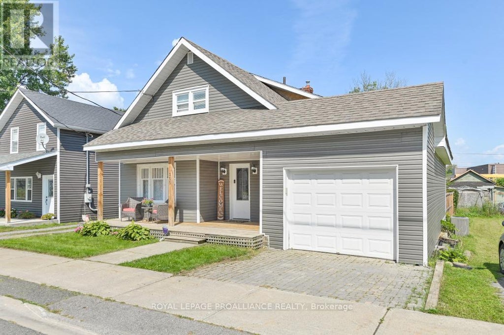 355 Metcalf Street, Tweed (tweed (village))