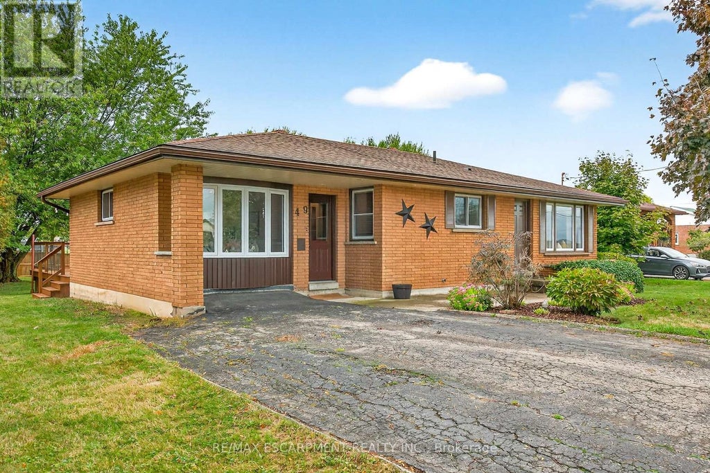 49 Erie Avenue N, Haldimand