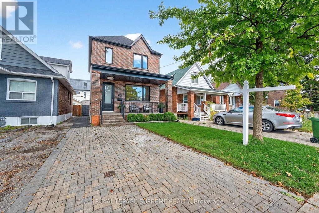 24 York Avenue, Toronto (mount Dennis)