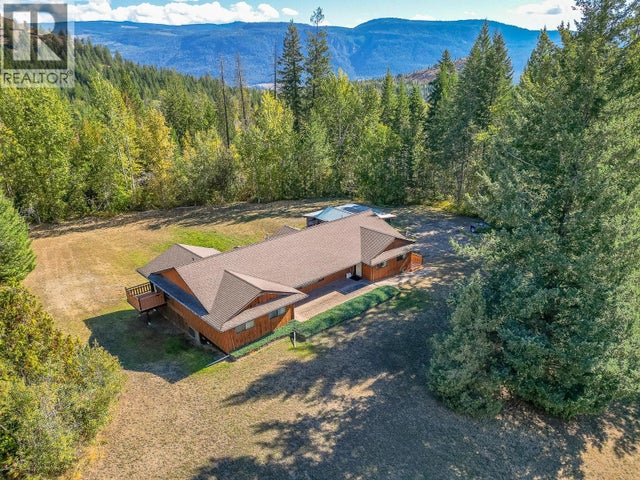 153 Hadow Road Se, Salmon Arm