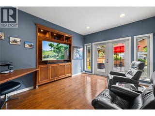 4100 Gallaghers Parkland Unit# 2. Kelowna, British Columbia