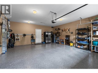 4100 Gallaghers Parkland Unit# 2. Kelowna, British Columbia