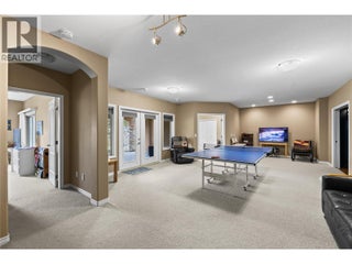4100 Gallaghers Parkland Unit# 2. Kelowna, British Columbia
