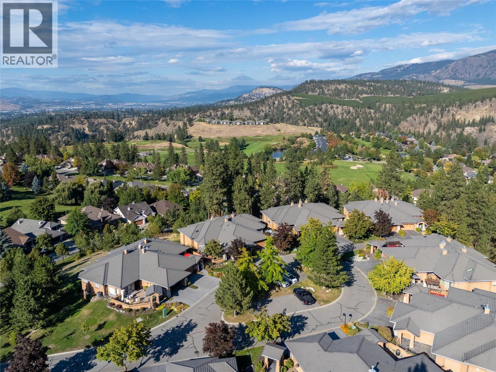 4100 Gallaghers Parkland Unit# 2. Kelowna, British Columbia
