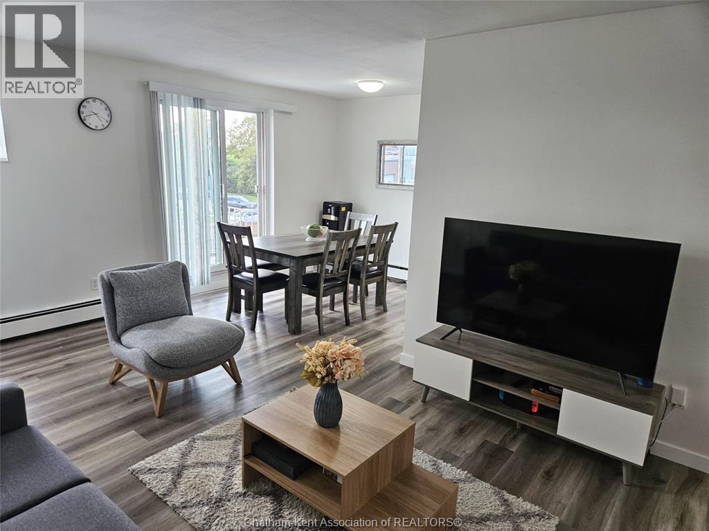 122 Riverview Drive Unit# 235, Chatham