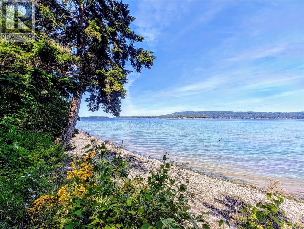 1214 North Beach Road, Salt Spring