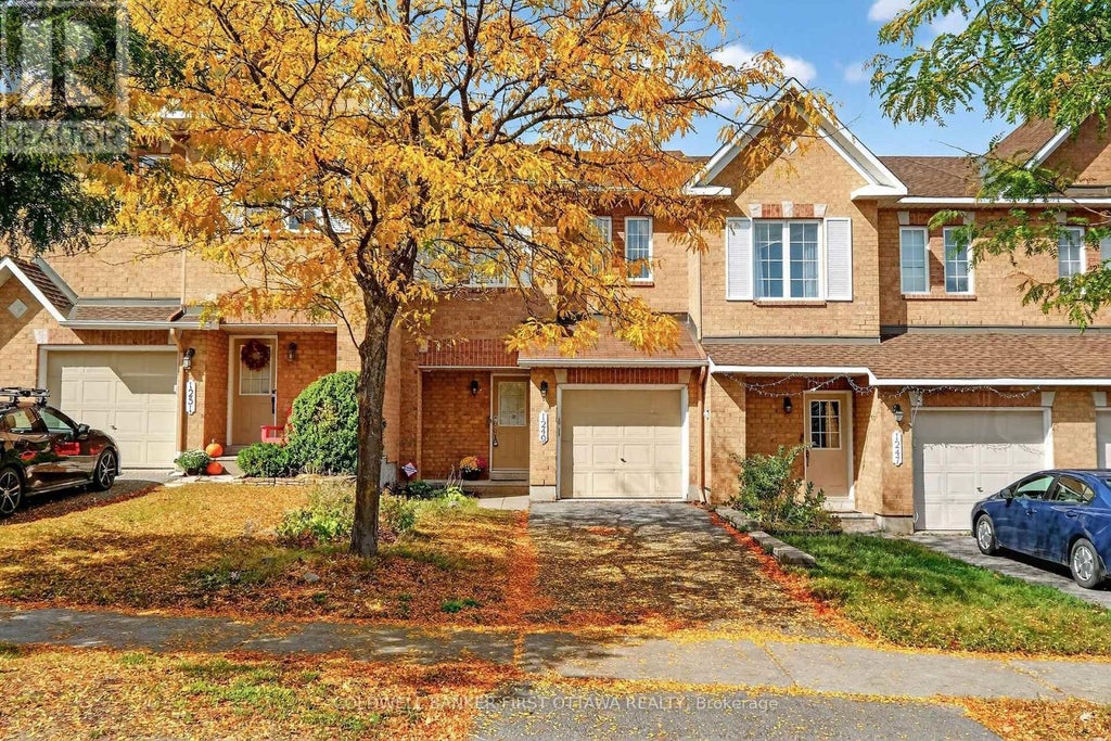 1249 Klondike Road, Ottawa