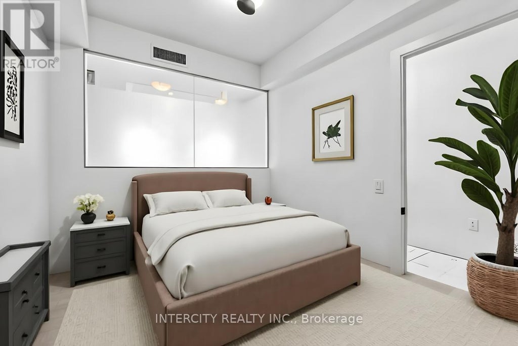 424 - 2075 King Road, King (king City)