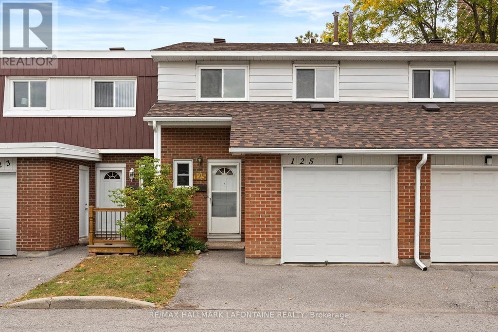 125 The Rockery Private, Ottawa