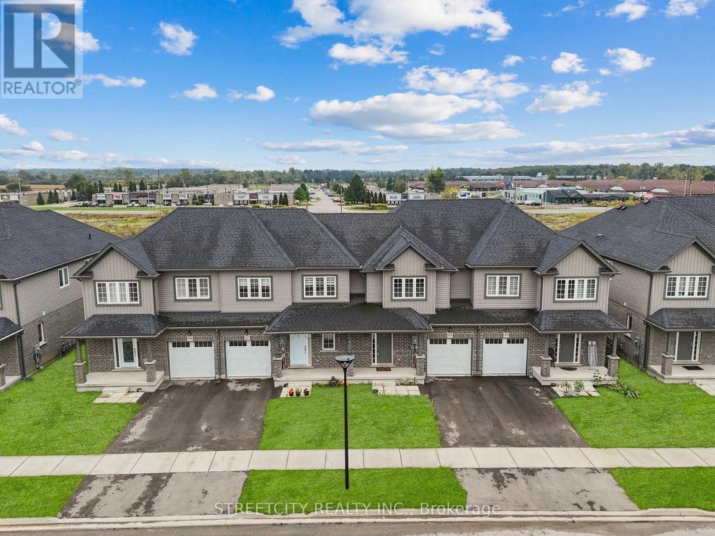 307 Kennington Way, London South (south W)