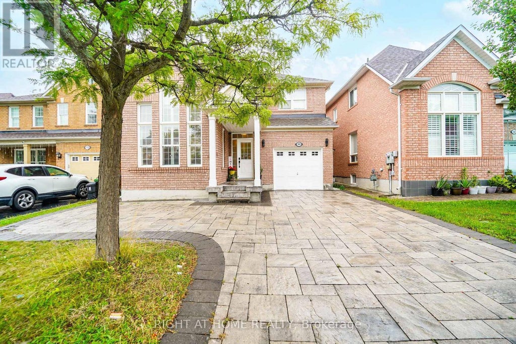 180 Raponi Circle, Toronto (rouge)