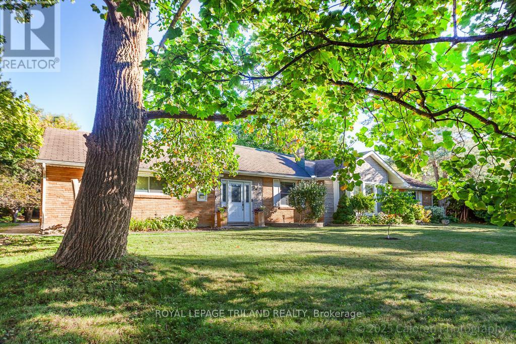 749 Commissioners Road W, London South (south C)