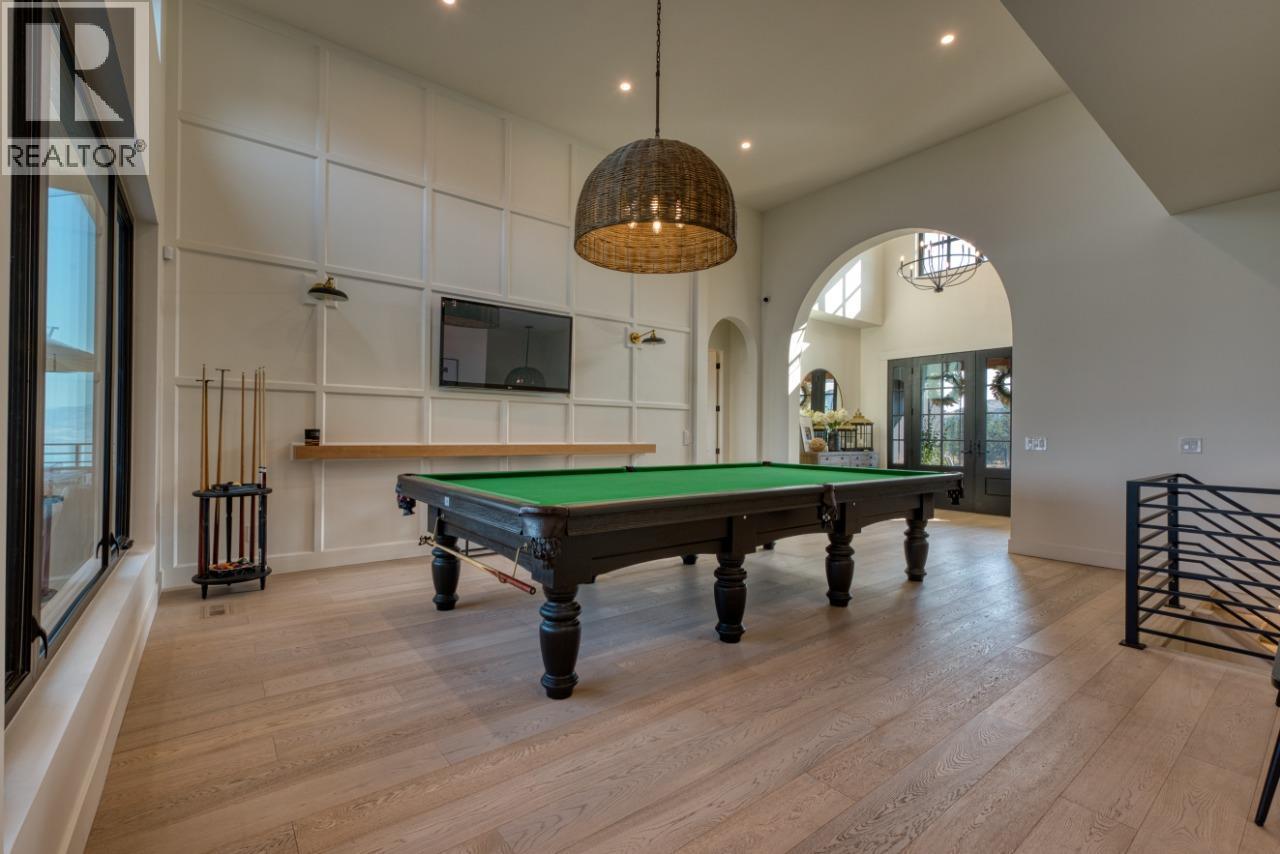 652 Trumpeter Road. Kelowna, British Columbia