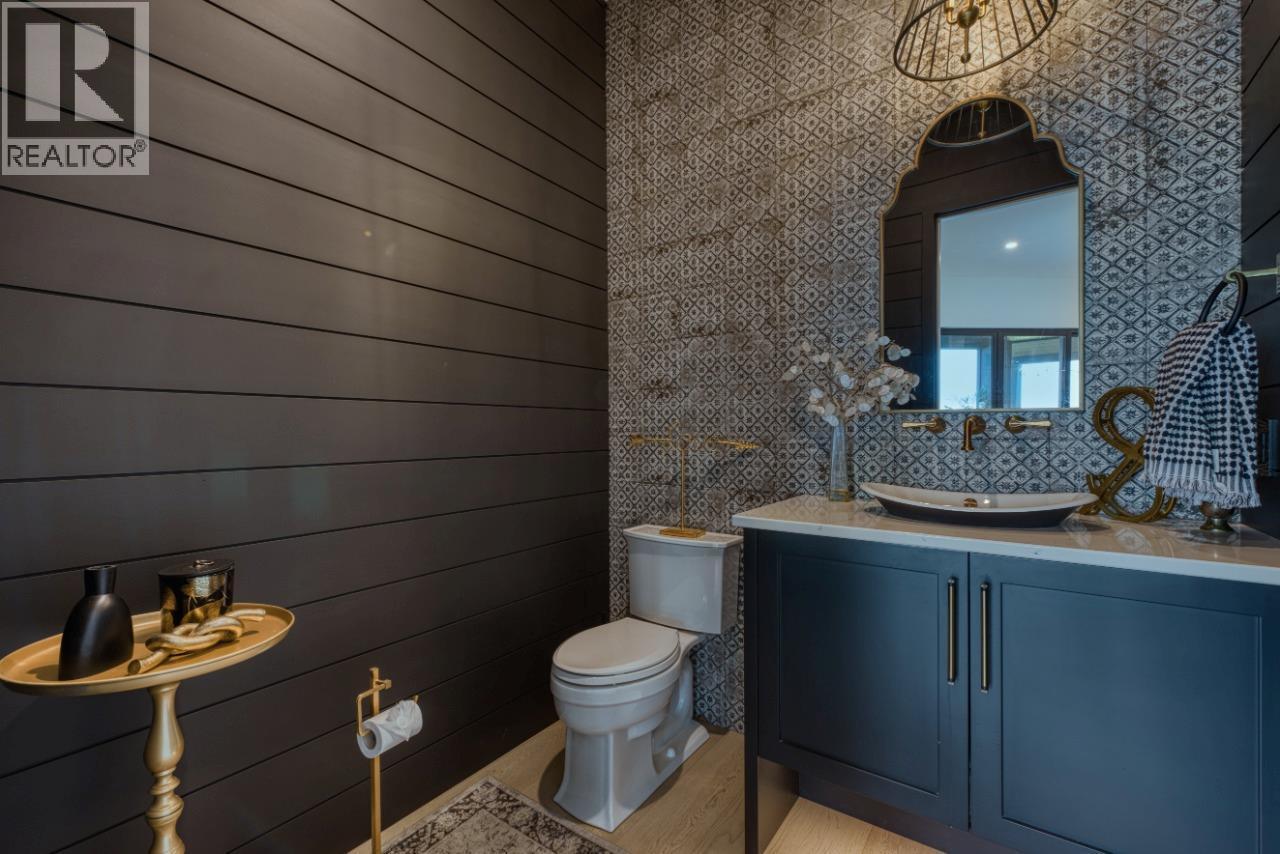 652 Trumpeter Road. Kelowna, British Columbia