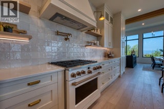 652 Trumpeter Road. Kelowna, British Columbia