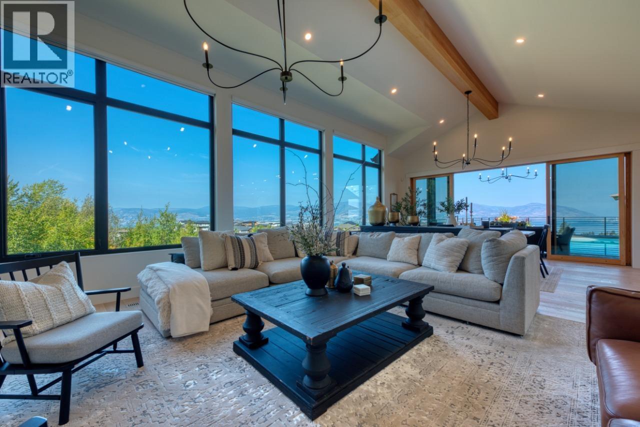 652 Trumpeter Road. Kelowna, British Columbia