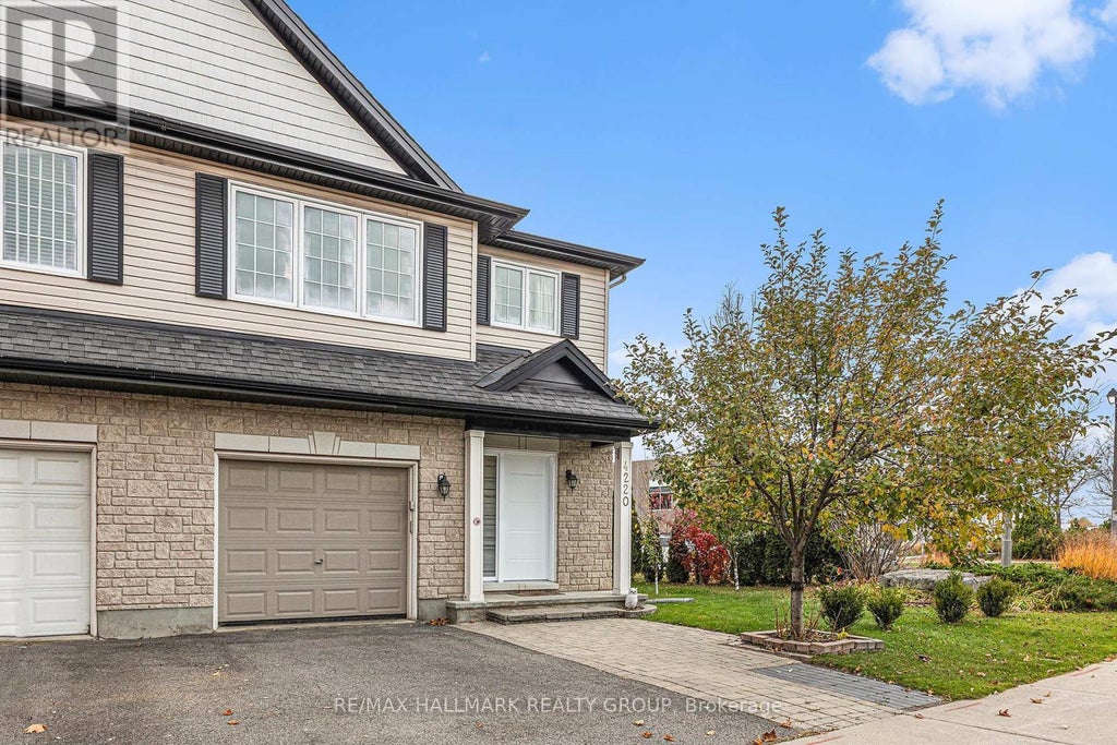 4220 Kelly Farm Drive, Ottawa