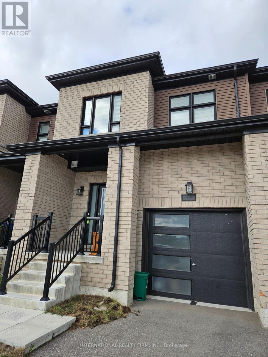 33 Turnberry Lane, Barrie (painswick South)