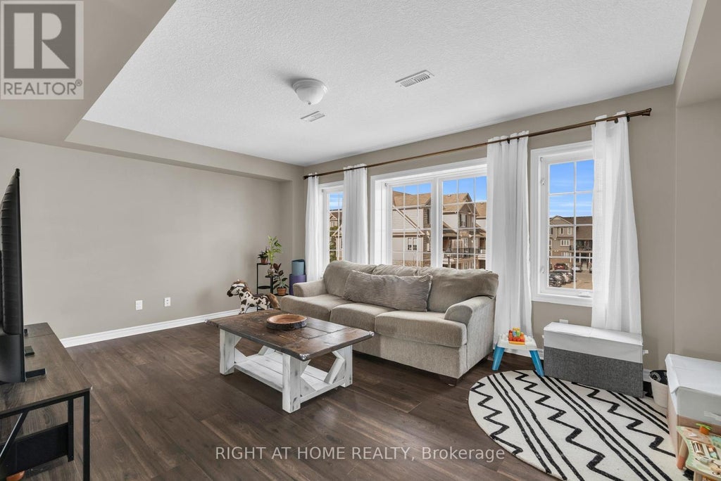 B - 630 Woodlawn Road E, Guelph (victoria North)