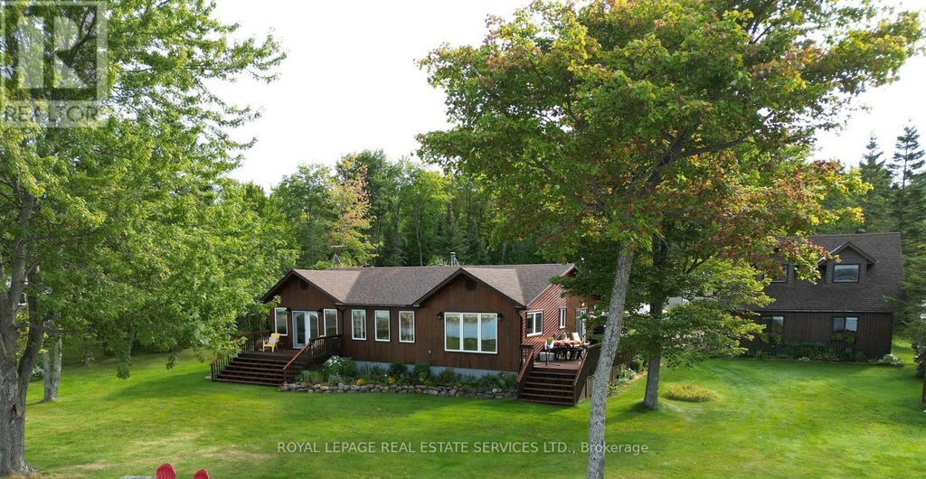 525 Riverside Drive, St. Joseph