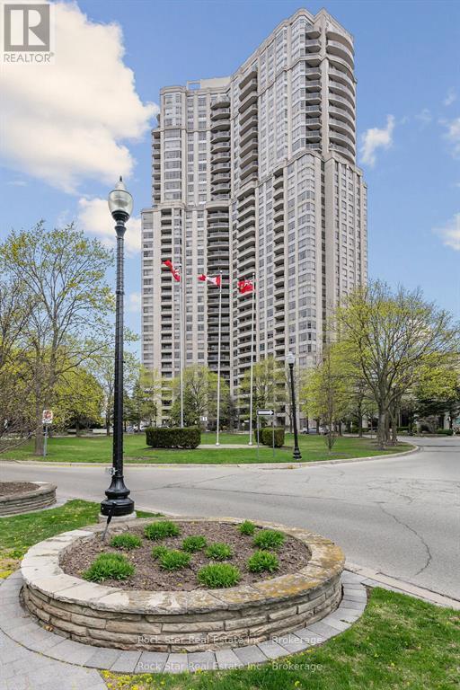 408 - 35 Kingsbridge Garden Circle, Mississauga (hurontario)