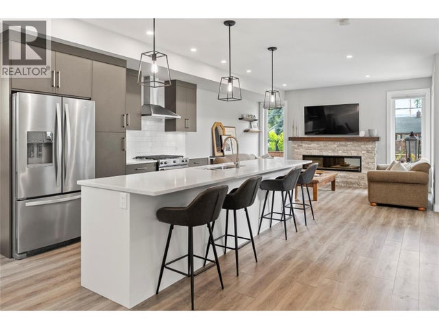 1292 Ethel Street, Kelowna