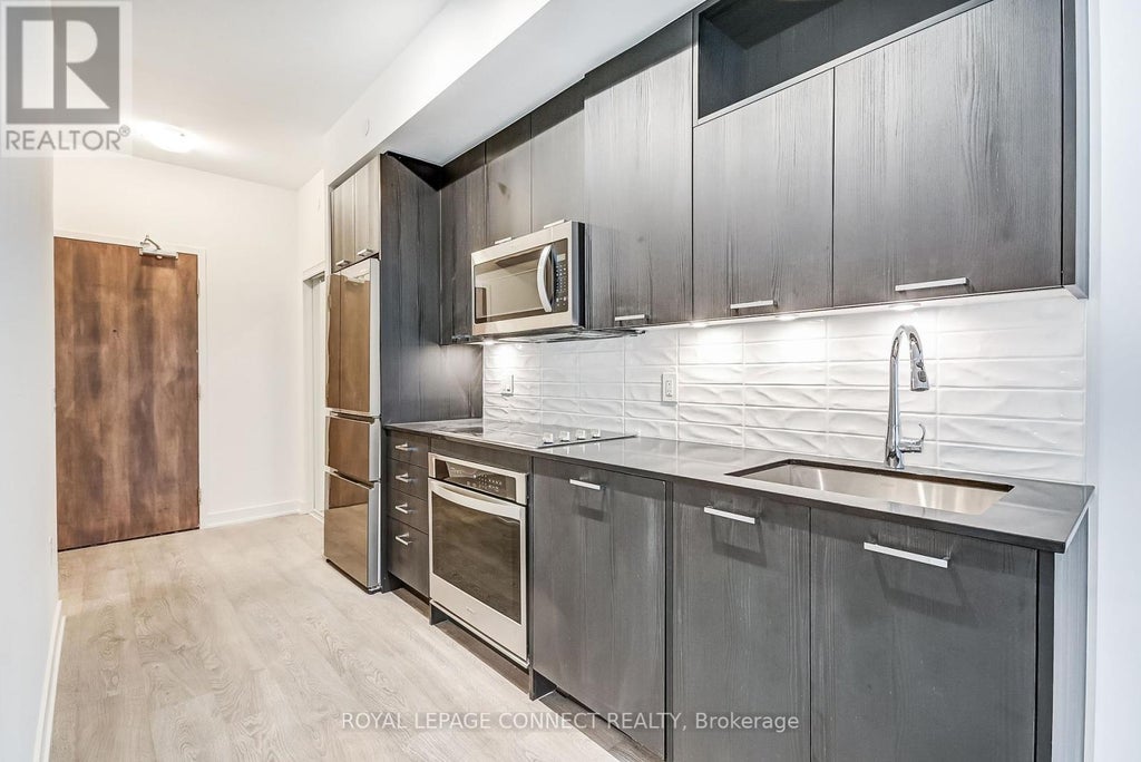 209 - 120 Eagle Rock Way, Vaughan