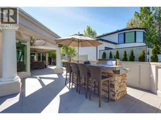 4458a Lakeland Road. Kelowna, British Columbia