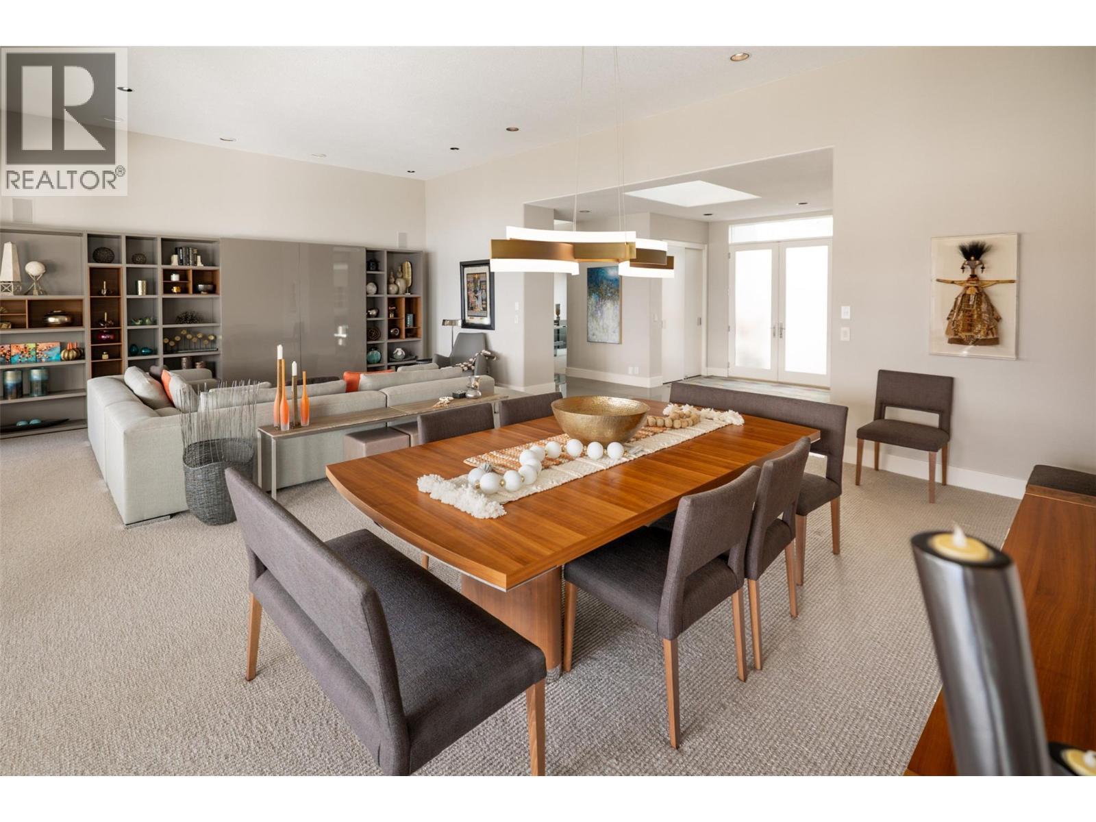 4458a Lakeland Road. Kelowna, British Columbia