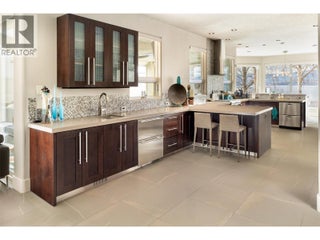 4458a Lakeland Road. Kelowna, British Columbia