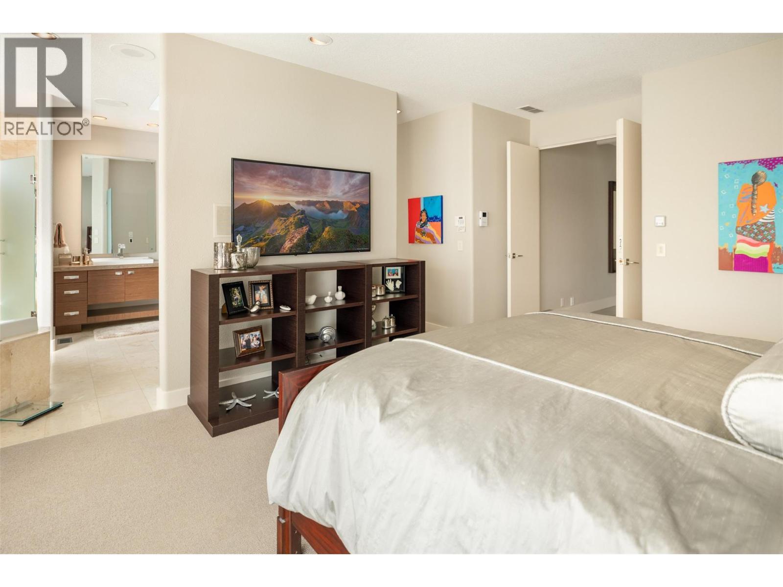 4458a Lakeland Road. Kelowna, British Columbia