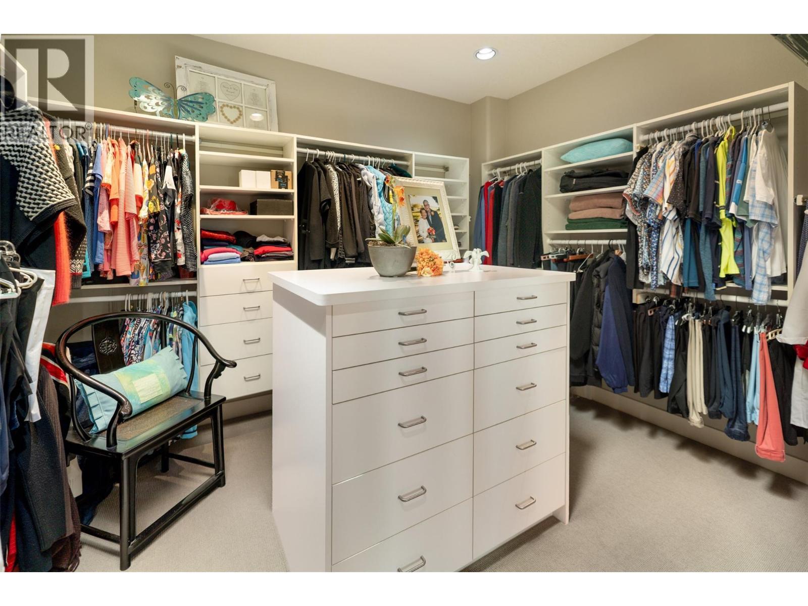 4458a Lakeland Road. Kelowna, British Columbia