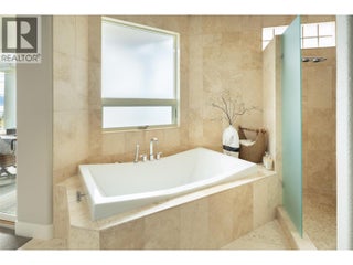 4458a Lakeland Road. Kelowna, British Columbia