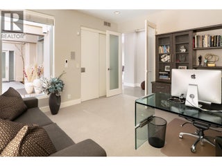 4458a Lakeland Road. Kelowna, British Columbia