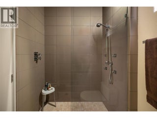 4458a Lakeland Road. Kelowna, British Columbia