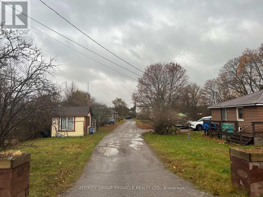 302 County Road 8 Road, Kawartha Lakes (fenelon)