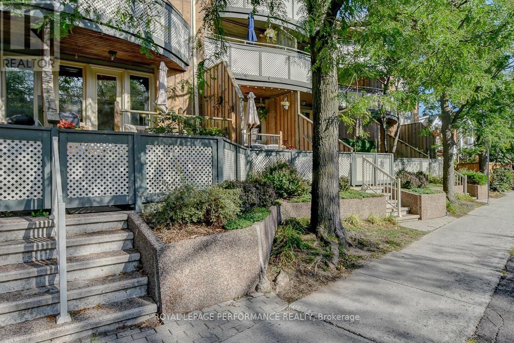 3 - 2 Columbus Avenue, Ottawa
