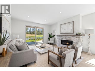 1979 Country Club Drive Unit# 6. Kelowna, British Columbia