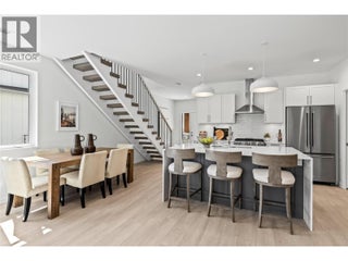 1979 Country Club Drive Unit# 6. Kelowna, British Columbia