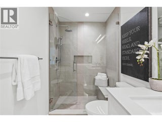 1979 Country Club Drive Unit# 6. Kelowna, British Columbia