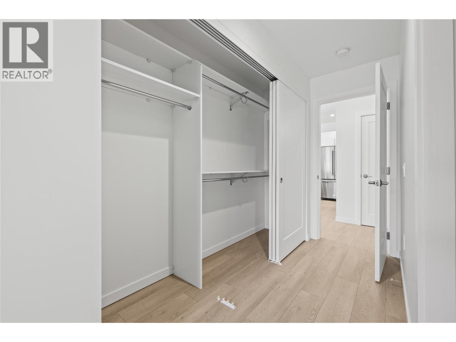 1979 Country Club Drive Unit# 6. Kelowna, British Columbia