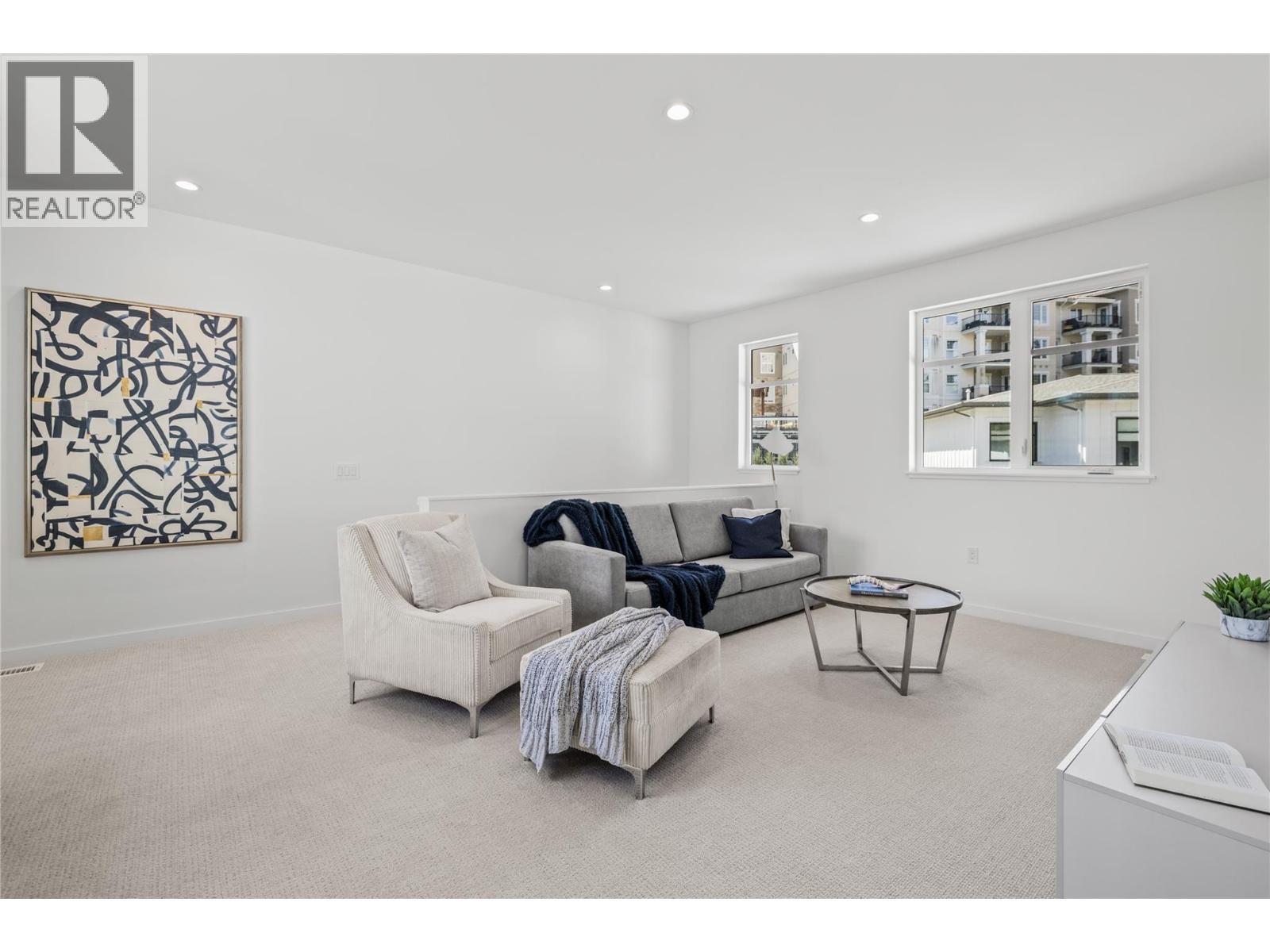 1979 Country Club Drive Unit# 6. Kelowna, British Columbia